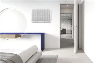 Kodune õhupuhasti seinal